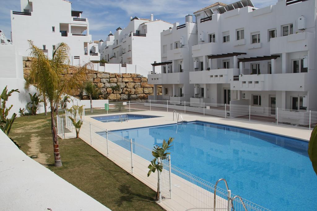 Valle Romano Golf Resort Estepona Exterior photo