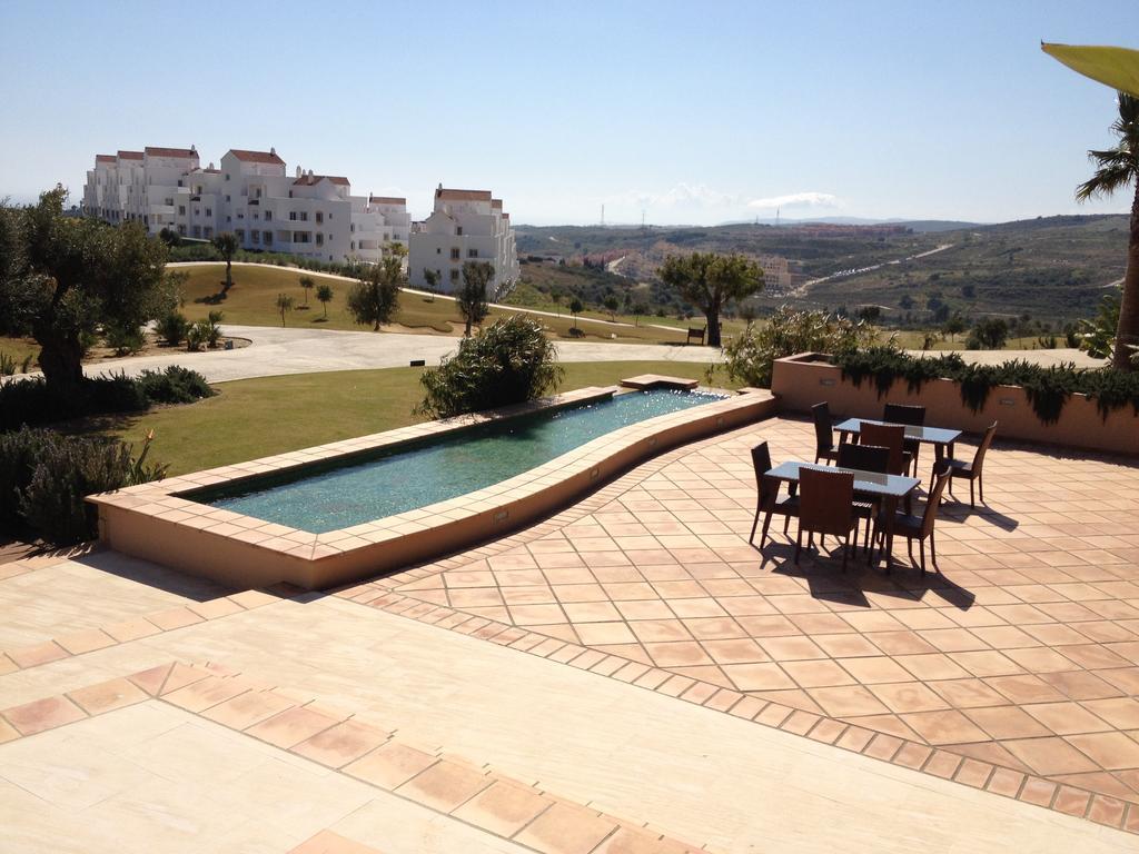Valle Romano Golf Resort Estepona Exterior photo